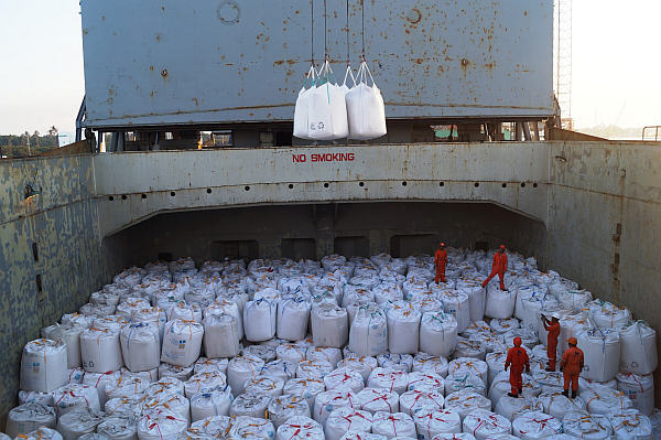 Al cierre del mes de abril, el puerto Dos Bocas ha movilizado 2,400,000 toneladas de carga