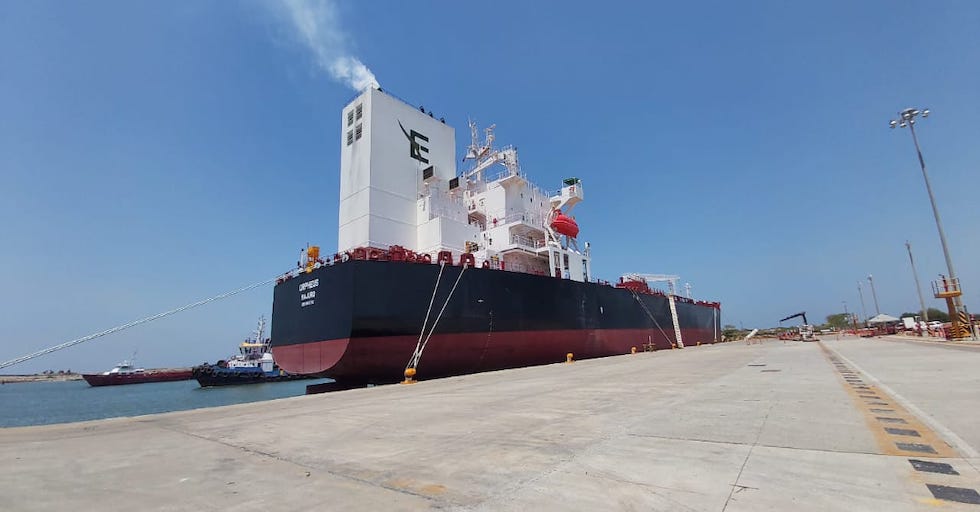 Arribo del Buque Orpheus al puerto Dos Bocas