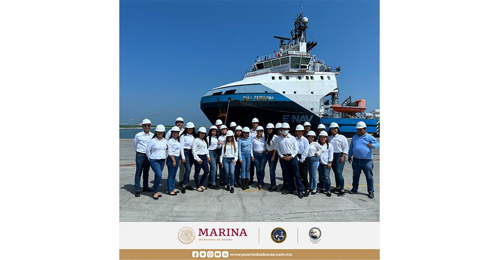 Estudiantes de la Universidad Mundo Maya visitan el Puerto Dos Bocas, fortaleciendo la relación Puerto-Ciudad.