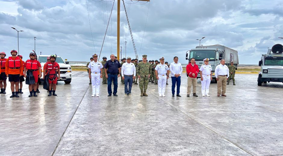 Banderazo de arranque de la operación salvavidas