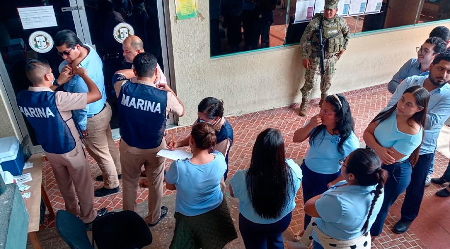 Banderazo de arranque de la operación salvavidas